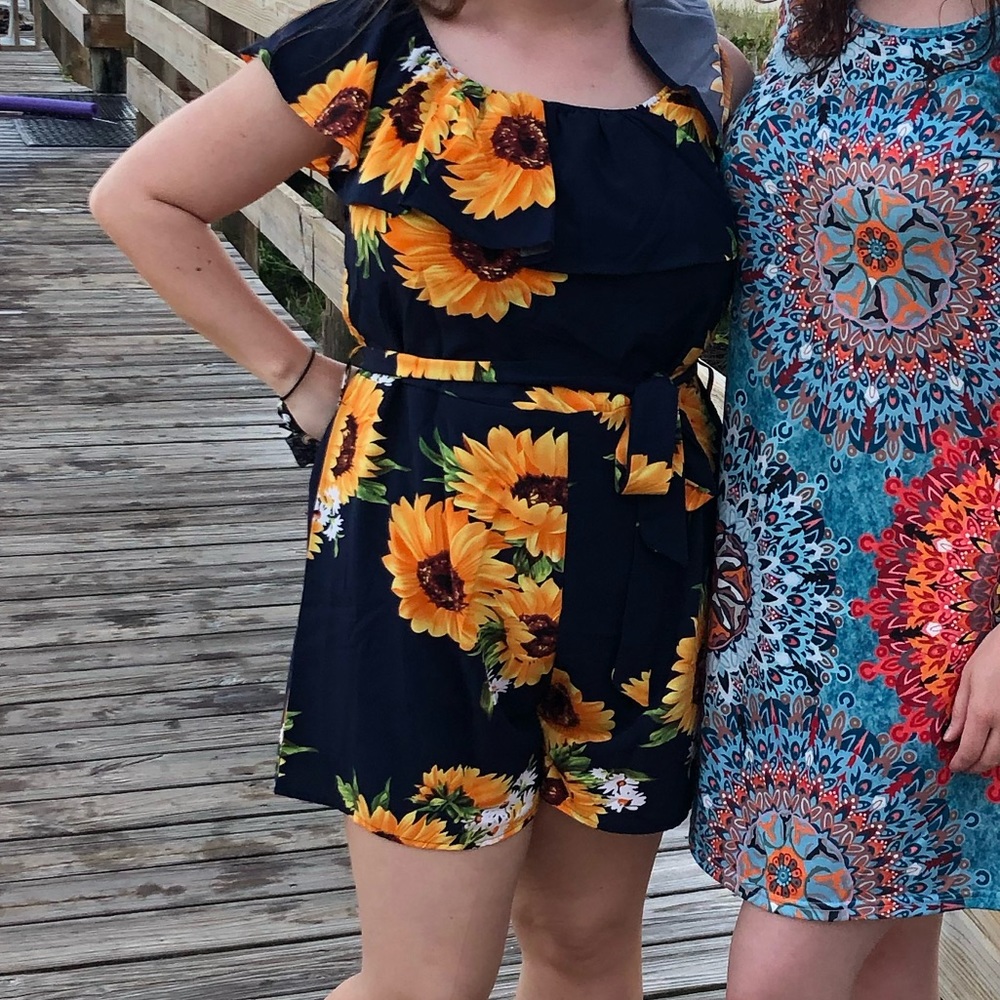 Shein Sunflower Romper Size 1X